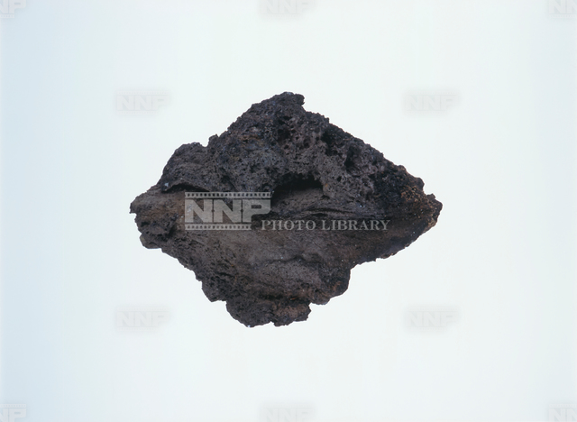 火山弾 / ≪写真素材・ストックフォト≫ NNP PHOTO LIBRARY