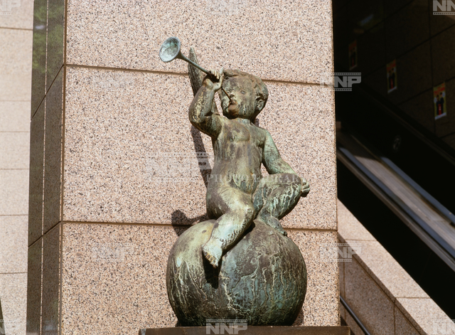 酸性雨で溶けた像 写真素材 ストックフォト Nnp Photo Library