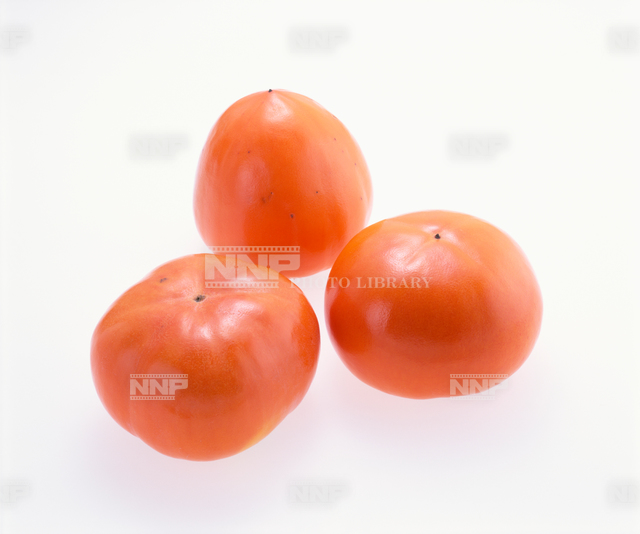 柿 三種類 次郎柿 富有柿 富士柿 写真素材 ストックフォト Nnp Photo Library