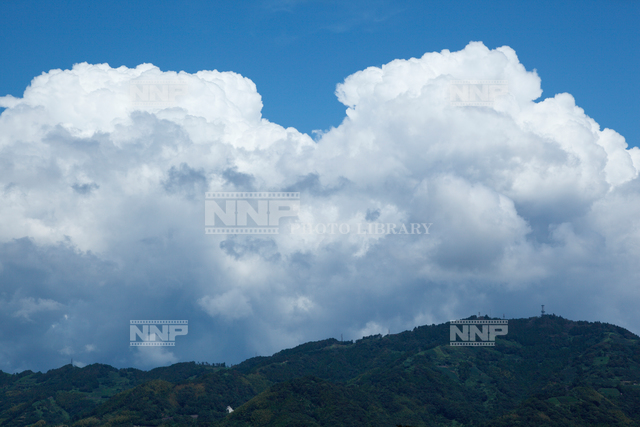 入道雲 / ≪写真素材・ストックフォト≫ NNP PHOTO LIBRARY