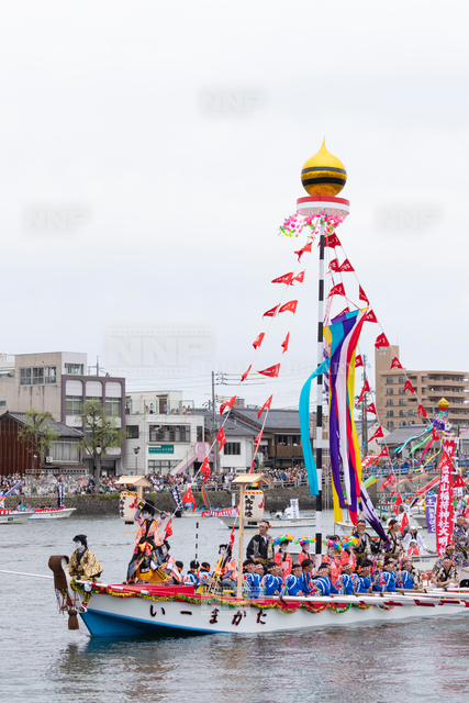 ホーランエンヤ / ≪写真素材・ストックフォト≫ NNP PHOTO LIBRARY