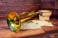トランペットと古書