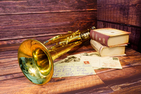 トランペットと古書